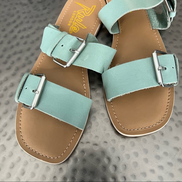 Rule London Leather Double Buckle Slides in Mint - Picture 2 of 8